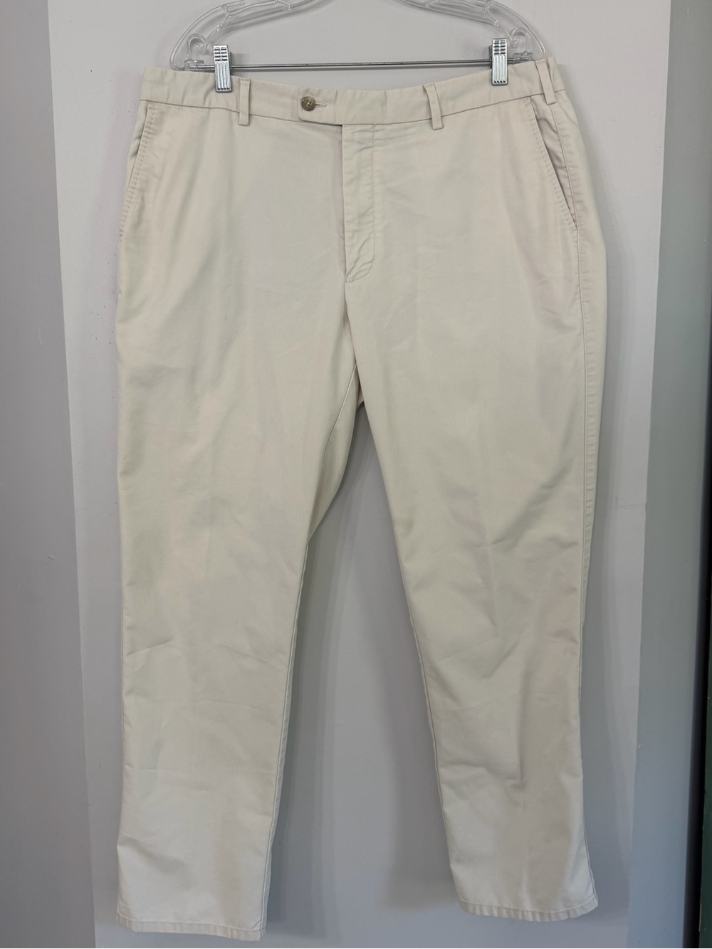 Peter Millar Men’s 38 waist light color flat front khakis preppy golf business